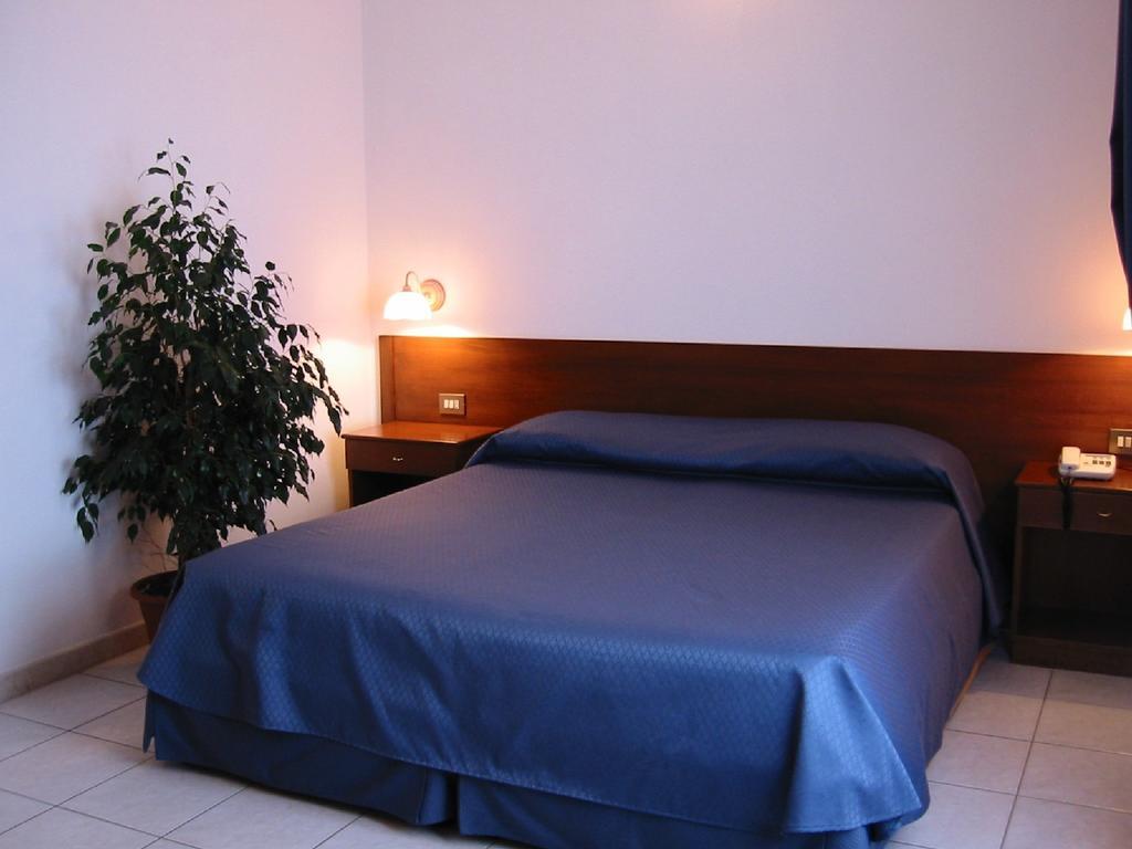 Hotel Su Giudeu Chia Room photo